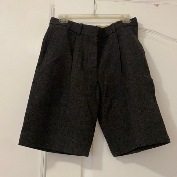 CHLOE, mid calf wool shorts - Picture 2 of 4